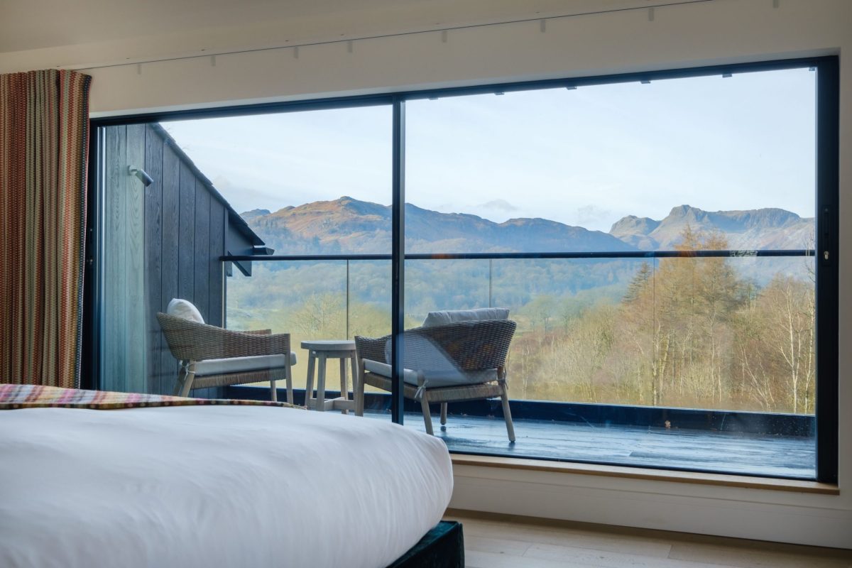 Carr Crag Cottage - Master Suite Balcony & Views