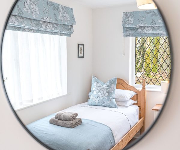 Potter's Wheel - Twin Bedroom