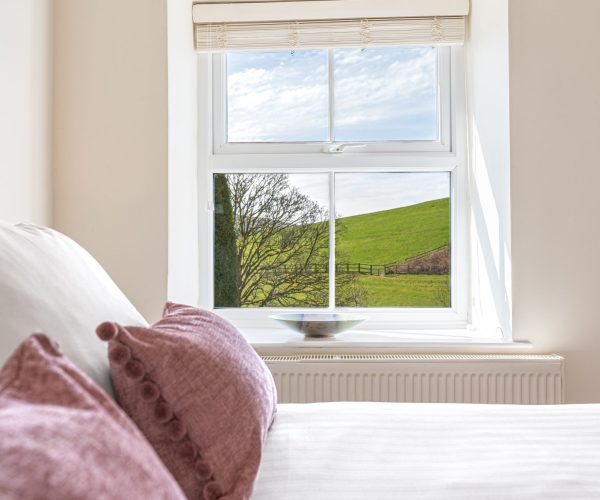 Mill Cottage - Master King Bedroom