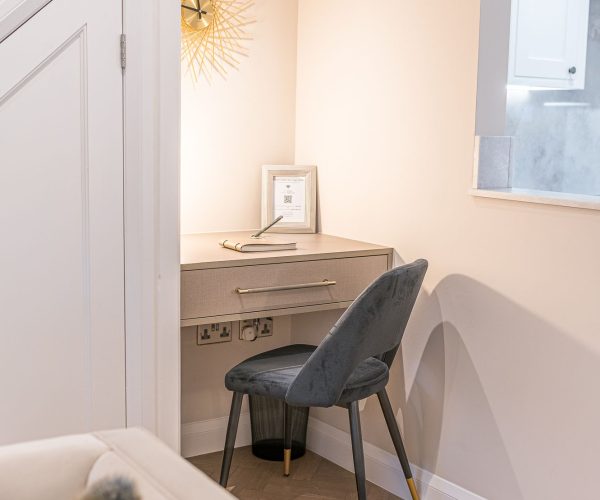 Heather Mere Cottage Bowness Desk