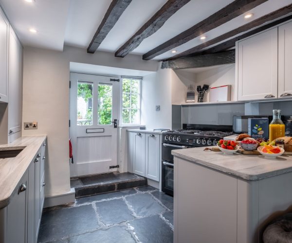 Ross Cottage Holiday Cottage in Hawkshead Kitchen