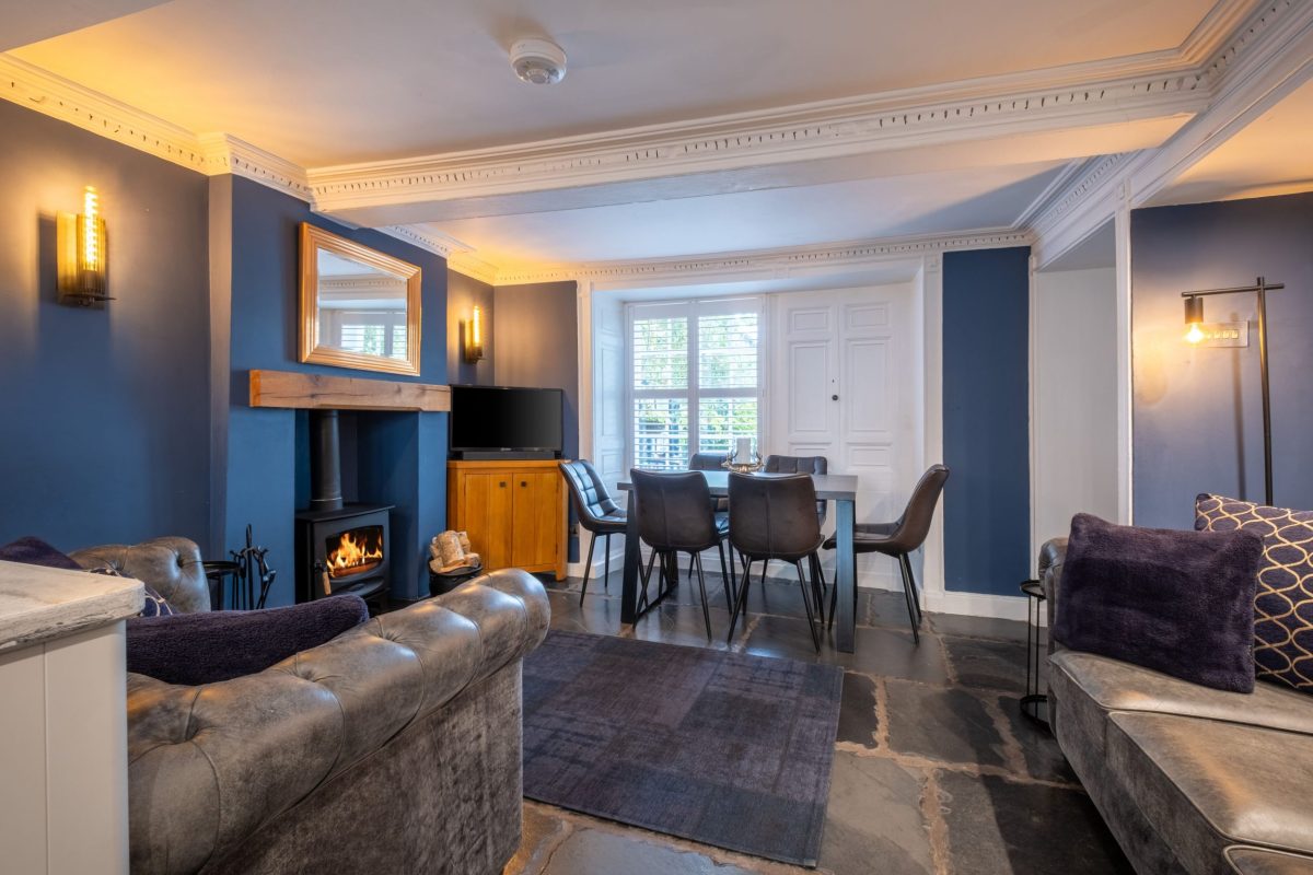 Ross Cottage Holiday Cottage in Hawkshead Living / Dining Area