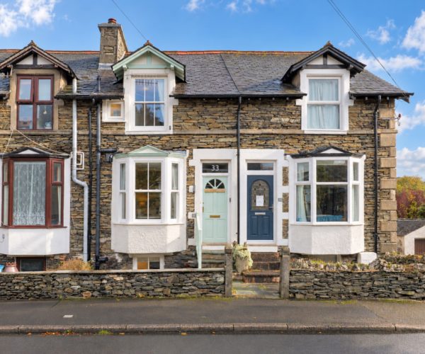 Traditional Lakeland townhouse sleeping six guests near Lake Windermere