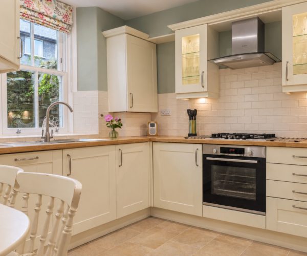 Spacious and practical kitchen ideal for a self catering holiday in Windermere